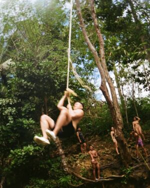 Katrina Dovey Instagram - brb healing the inner child 😌🌺

Siargao film dump pt 1 💦