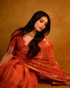 Kavya Shetty Instagram - Worth the wait 💋

Jewellery @navrathan1954 ✨