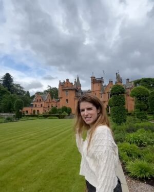 Kelley Jakle Instagram - As this season of @thetraitors.us concludes, so does my reminiscing of this most magical trip to Scotland with my lassies. A forever thank you to @peacock for letting us romp around castles and grounds, explore (and plunge into) Loch Ness, and live out our best and most treacherous (@chrissiefit 👀) dreams. 🖤#peacockpartner