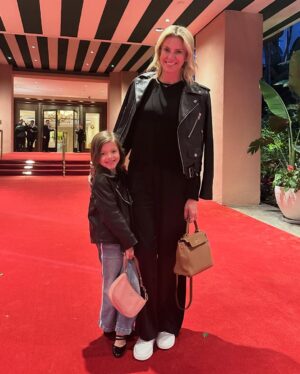 Kelly Noonan Instagram - Haven’t posted in a while. But this little mama daughter date night seemed post worthy. Hope you enjoy Riley’s choreography in our best DWTS re-enactment in slide 5 😂💃🖤