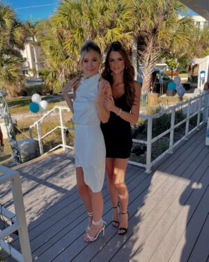 Kelsey Owens Instagram - Happy 31st birthday to the girl who walked into my life when I was just 20 and instantly became my best friend. From the whirlwind of a reality show to meeting our husbands on that very same show, from weddings to building beautiful lives—yours with two sweet kiddos, ours with a very spoiled dog—I wouldn’t trade a single moment of this journey with you.

Madisson, you are one of the kindest, most genuine souls I’ve ever met and I feel so damn lucky to call you my friend! I hope today is filled with baby giggles, terrible dance moves, and the kind of laughter that makes your stomach hurt.

Love you forever! Now hurry up and move here already! 

What phase of Madisson & Kels is your fav?💭
