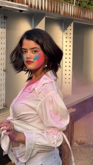 Ketaki Kulkarni Instagram - Happy Holi Everyone! 🥹🎨

[Holi, Holi 2025, holi day, rang, colors, colours, safe holi, organic colors, reels, viral, trending, trending audio, trending songs, actress, music, ketaki kulkarni] 

#holi #happyholi #holi2025 #trending #ketakikulkarni