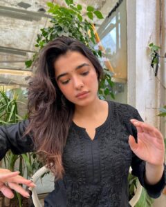 Actress Ketika Sharma HD Photos and Wallpapers March 2025
