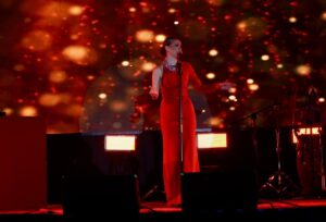 Kika Edgar Instagram - Cada escenario tiene su hermosa magia! Gracias por seguir permitiéndome llegar a sus corazones! 
Nos vemos en Teatro Metropolitan CDMX el 3 de mayo! Venta por @ticketmaster_mx ❤️💕💃🏻🎶