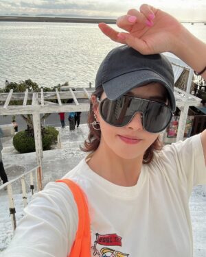 Kim Seon-a Instagram - 체육복패션~😂😂

#happyweekend 🔆🔆 ❤️❤️