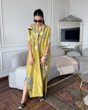 Kiran Malik Instagram - Wearing @mishalakhani 🌙🌙