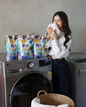 Kodchakorn Songsaengterm Instagram - Breeze excel signature สูตรใหม่ หอมมากกก เดินไปไหนก็มีแต่คนบอกว่ากลิ่นหอมติดตัวมาก ซื้อตุนติดบ้านไว้เลยยย✨

👉 ไปช้อปเลย https://s.shopee.co.th/1LQuJ6s6VZ