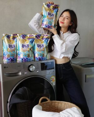 Kodchakorn Songsaengterm Instagram - Breeze excel signature สูตรใหม่ หอมมากกก เดินไปไหนก็มีแต่คนบอกว่ากลิ่นหอมติดตัวมาก ซื้อตุนติดบ้านไว้เลยยย✨

👉 ไปช้อปเลย https://s.shopee.co.th/1LQuJ6s6VZ