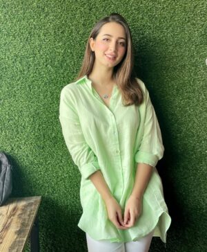 Komal Aziz Khan Instagram - One word for Novera ?