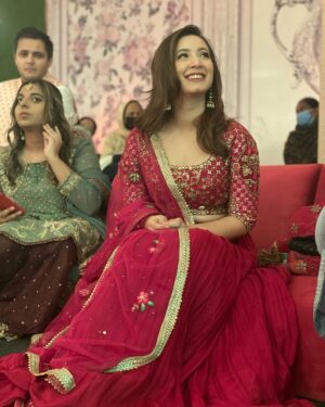 Komal Aziz Khan Instagram - 😄