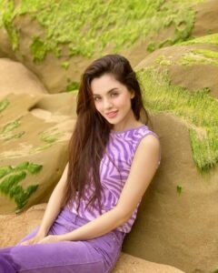 Actress Komal Meer HD Photos and Wallpapers February 2024