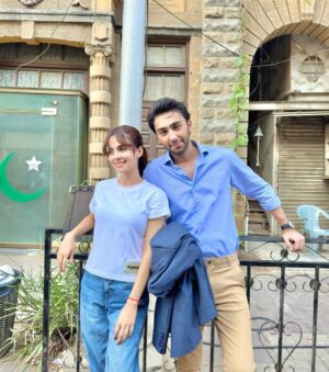 Komal Meer Instagram - Just Us Out everywhere ❤️‍🩹

Styled by @aarindanoor
Outfit - @munibnawaz