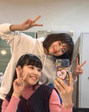 Konomi Naito Instagram - さいきんの、あれやこれや🕺

田口監督と姫ちゃんとシネフェスでトークショーさせて頂いたり(衣装は急に思い立って自作しました)、毎月の美容鍼で背中だけじゃなく痛めてた膝も鍼やっていただいたり、乗馬いったり、リファのイベント参加したり、畑で大根抜いたり

あっという間に過ぎ去った2月

3月もアクティブにポジティブにがんばろおう！💎