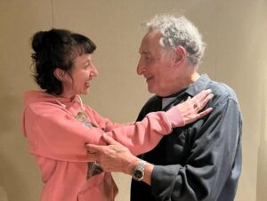 Kristen Schaal Instagram - Really good day at work on @bobsburgersfox. Got to meet @jd1hh Judd Hirsch and get a hug! Can’t wait for you all to see Katie Crown’s episode! Yay @lorenbouchardburger!