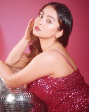 Kristina Patel Instagram - Last slide is my fav 💫♥️
.
.
.
📸 : @kapilcharaniya 
MUA : @ar_111ash  @vinitarathod02_ 
.
.
#instagram #instalike #kristinapatel #new #love #trend #fashion #fashionstyle #lifestyle #instadaily #instagood