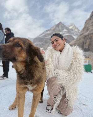 Kritika Khurana Instagram - It’s day 3 in Manali! We explored Koksar and Sissu, savored some Maggi and chai, and made some furry pals. Had a blast with RTV rides too! ❤️