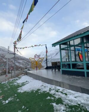 Kritika Khurana Instagram - It’s day 3 in Manali! We explored Koksar and Sissu, savored some Maggi and chai, and made some furry pals. Had a blast with RTV rides too! ❤️
