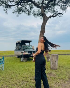 Kritika Khurana Instagram - Vacay Outfits (Kenya) 🦌
tap for details