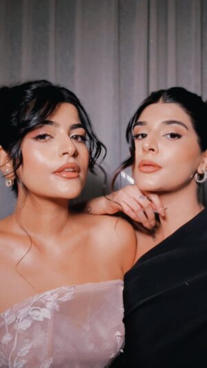 Kritika Khurana Instagram - I could write a long caption, but all I want to say is: tere pe jaan vaar du. ❤️🧿
till death do us apart sissy @deekshakhurana