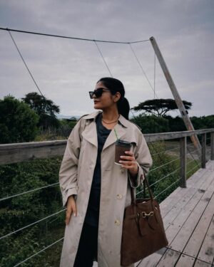 Kritika Khurana Instagram - Vacay Outfits (Kenya) 🦌
tap for details