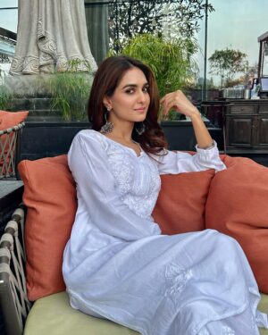 Kritika Singh Yadav Instagram - Festive mood ✨