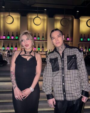 LANA Instagram - “Miss Luxury” MV OUT NOW!!!

Prod by @djpmx_locohama ✴️

10代から車に乗れば必ず流れていた曲。
私にHOOKをやらせてくれてありがとうございます😭

架け橋となって私はもっとHIP HOPを盛り上げようと、
盛り上げても良いと言われたような気持ちです。
何を言われてもみんながSTAR。
私もみんなに伝えられたらイイナ💭