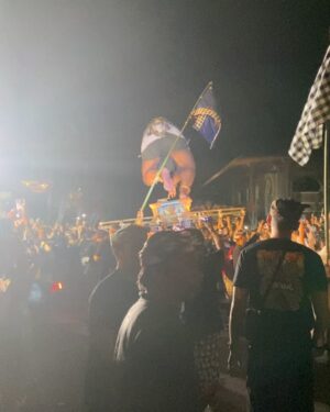 Laksmi De-Neefe Suardana Instagram - Metal concert ❌ Burning Man ❌ but just as loud and full of energy. The electric spirit of the Ogoh-Ogoh parade, where art, culture, community and tradition come alive before Nyepi, Day of Silence! A wholesome tradition for the youth and a reminder for adults to stay young at heart ❤️‍🔥 #ogohogoh #ngerupuk #keepbalinesetraditionalive #menyala 🔥