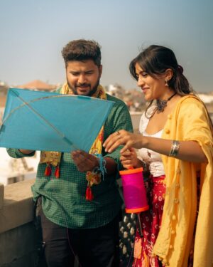 Larissa Dsa Instagram - Kai Po Che 🪁

@larissa_wlc X @haram_khor_ 📸

Kites in the air, joy everywhere,
Uttarayan in Ahmedabad feels so rare.
Good food, kind people, and happy vibes,
This festival fills hearts and brightens lives.

Thank you @living_clicks @bhoommss for all the help 🤗

#uttaryan #kite #gujarat #ahemdabad #india #festival #vibe #explore #postivevibes #makarsankranti