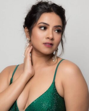 Lasya Nagaraj Instagram - Photography : @twelvepencephotography 
MUA : @makeupbyraveenaraval