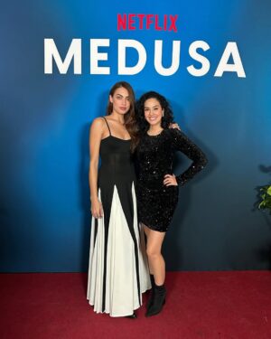 Laura Archbold Instagram - Nos vemos este próximo 5 de marzo en @netflixlat @netflixcolombia con un combo precioso y con mucho power.
#MEDUSA 🪼
@tis__studios