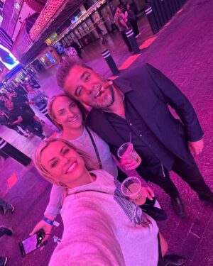 Laura McGoldrick Instagram - Las Vegas 💥 work hard, play hard : play edition.