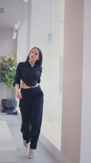 Lavanya Srivastava Instagram - So thrilled to have the new @hm store in town.
I am absolutely in love with the current collection. I tried some of my favourite picks, do let me know which look you liked the most of all 🦋✨

Can’t wait for you to visit and check out this exquisite new store. 

#hmloveslucknow #hmindia #hm #lavanyasrivastava 

📸 @ammy_aameen
.
.
.
.
.
.
#chicstyle #luxuryfashion #minimaliststyle #neutralstyle #monochromefashion #personalstyle #stylediaries #lookbook #lucknowinfluencer #mumbaiinfluencer #lavanya