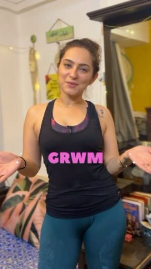 Lavina Tandon Instagram - GRWM 
With 
A 
Twist !!!
SpecialEdition 🤍
.
.
.
Bade Bade shehron mein Choti choti baatein Hoti Raheti hain 😬🤷🏻‍♀️

#reeloftheday 
#explorepage 
#reelitfeelit 
#actor 
#influencer 
#lavvinataandon 
#trendingreels 
#funnyvideos 
#GRWM 
#specialedition