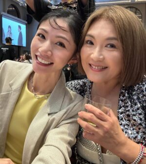Lee Chien-Na Instagram - 好多好多愛❤️❤️❤️

#happiness
