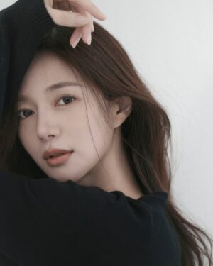 Lee Elijah Instagram - ㅡ🌸