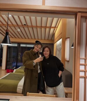 Lee Hyun-yi Instagram - 혜진선배랑 다녀온 일본 사가현여행
일분일초도 버릴 게 없었다…🥹💫
우리의 여행기는 
유튜브 #한혜진 채널에서 확인하세용😘