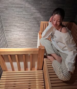 Lee Hyun-yi Instagram - 혜진선배랑 다녀온 일본 사가현여행
일분일초도 버릴 게 없었다…🥹💫
우리의 여행기는 
유튜브 #한혜진 채널에서 확인하세용😘