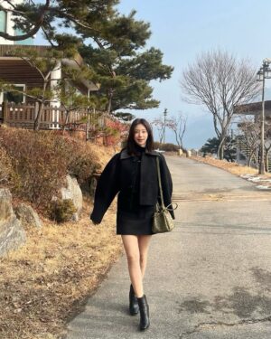 Lee Ju-bin Instagram - 짧고 굵었던 콧바람 슝슝