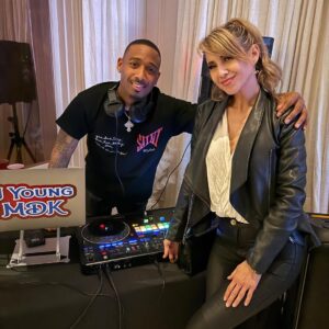 Leila Ciancaglini Instagram - “My Valentine's Weekend”  Thank you for the invite @jymsupps @iamjamiefoxx 
3 unforgettable days with AMAZING friends!
Laughter, love, and making memories!

#ValentinesWeekend #jamiefoxx #love #friends #amigos #FriendshipGoals #LoveIsInTheAir"