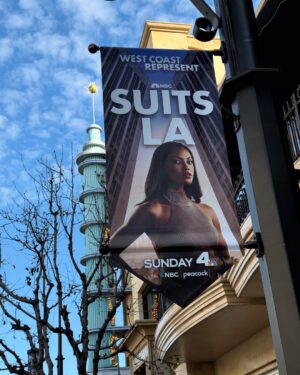 Lex Scott Davis Instagram - Tonight’s the night ! I am truly on a cloud. Can’t wait for you all to fall in love with these characters like we did. 🙏🏽 #SuitsLA TONIGHT 9/8c on @NBC then streaming on @peacock