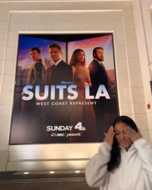 Lex Scott Davis Instagram - Tonight’s the night ! I am truly on a cloud. Can’t wait for you all to fall in love with these characters like we did. 🙏🏽 #SuitsLA TONIGHT 9/8c on @NBC then streaming on @peacock