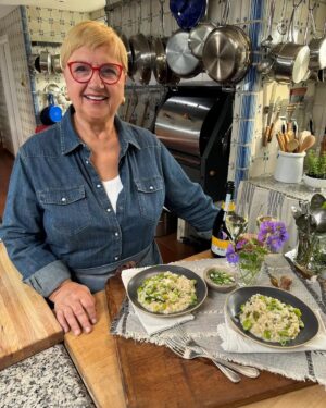 Lidia Bastianich Instagram - Making a risotto is all about the technique, but, for me, the flavoring is all about capturing the tastes and aromas of the seasons, this Risotto with Asparagus and Favas sings Spring!  This week on Lidia's Kitchen we’re featuring recipes, like this one, from my latest book - "Lidia's From Our Family Table To Yours". It’s a personal collection of more than a hundred of our favorite family recipes.  Link to your local TV listings - and this recipe - in my bio.  Buon Gusto!  American Public Television . #LidiasRecipes #LidiasItaly #LidiasKitchen  #LidiaBastianich #ItalianFood #FromLidiasTableToYours #LidiaOliveOil @ampublictv