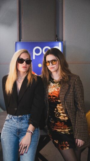 Lila Baklesi Instagram - 𝚮 𝚲ί𝛌𝛂 𝚳𝛑𝛂𝛋𝛌έ𝛔𝛈 έ𝛘𝛆𝛊 𝛖𝛑ά𝛒𝛏𝛆𝛊 𝛔𝛆 𝛋𝛂𝛋𝛐𝛑𝛐𝛊𝛈𝛕𝛊𝛋ή 𝛔𝛘έ𝛔𝛈

«Αισθάνεσαι ότι έχεις άδικο και έχεις τρομερές ενοχές»

Ήταν η 1η της σχέση❗️Πέρασαν πολλά χρόνια για να συνειδητοποιήσει τις πληγές του παρελθόντος.

👉🎧Νέο επεισόδιο του #podcast «Νέα γυναίκα μόνη ΔΕΝ ψάχνει», με την @baklesi_lila  να εξηγεί γιατί σήμερα δεν βαριέται καθόλου τα «καλά παιδιά». 

▶To link για το podcast στο bio

#κακοποιηση #σχεσεις #relationships #woman #violenceagainstwomen #domesticviolence #domesticviolenceawareness