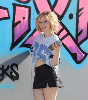 Lily Brooks O'Briant Instagram - ‘Fix Me’ music video OUT MARCH 13th 🛠️🖤 
are you ready?! #fixme