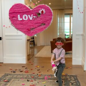 Lindsay Price Instagram - I love doing love with you @curtisstone. Happy Valentines Day ♥️