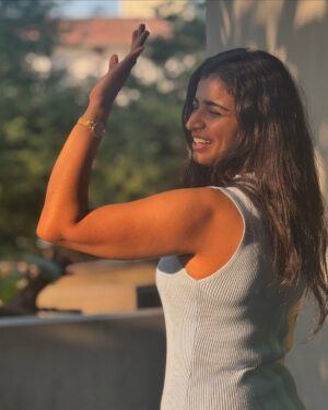 Lisha Chinnu Instagram - A little self belief can change a lot of things for the best ! 🦋🌞🌻!
