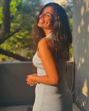 Lisha Chinnu Instagram - A little self belief can change a lot of things for the best ! 🦋🌞🌻!