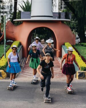 Lizzie Armanto Instagram - @lizziearmanto went down to Cochabamba, Bolivia to spend time with the @ImillaSkate crew, an indigenous skate collective redefining tradition. Wearing polleras and sombreros vallunos, they bring pride, style, and culture to the skate scene. More to come this month from this exciting project!

Photos by: @lapir0