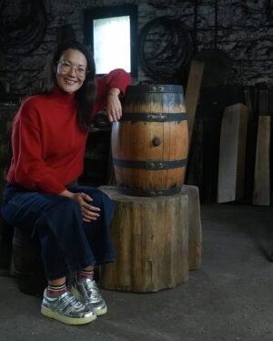 Lizzy Hoo Instagram - Asian is done. I’m Irish now. Happy st pats day ☘️ last year I was very lucky and got to go to Ireland to trace my mum’s family heritage in Ennistymon, Clare. Mum’s family name Connole means a lot in this town. You can watch on SBS OnDemand - Origin Odyssey with Shaun Micaleff 💚