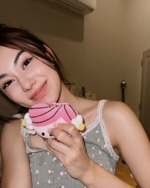 Lorena Lalina Schuett Instagram - 𓍢ִ🍓˚.🎀༘⋆ﾟ＊